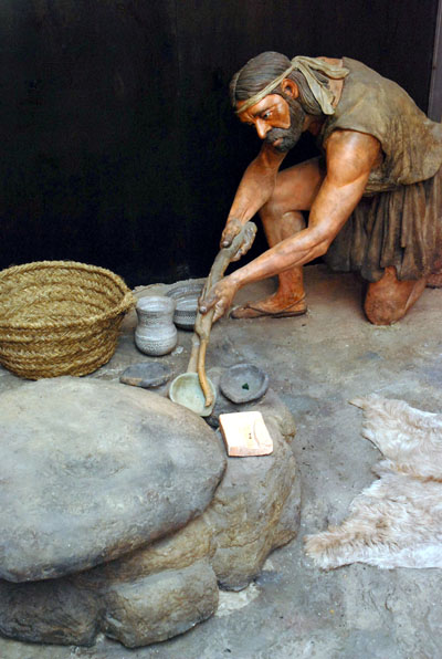 L'exposició 'Sedentaris' explica la revolució dels humans al Neolític