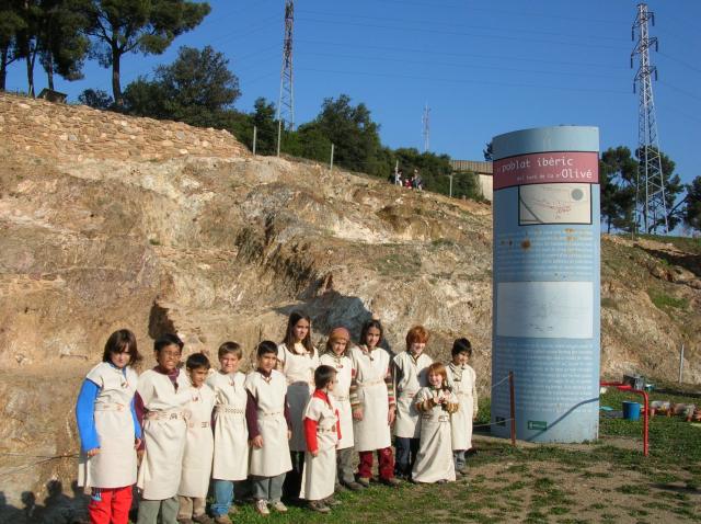 Vesteix-te d’iber. Taller per a nens i nenes