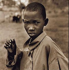 El fotògraf Gabriel Brau presenta a Cerdanyola el llibre 'Luces de África'
