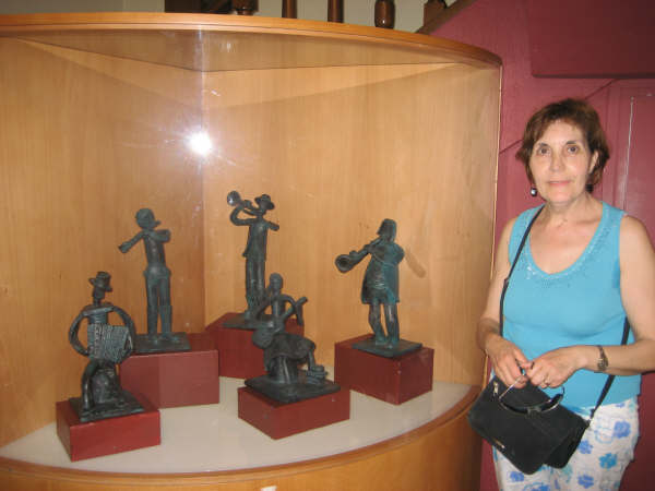 Les artistes Marisa Muñoz i Encarna López exposen a l'Ajuntament