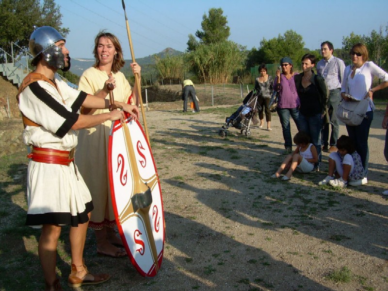 Ca n'Oliver per dins i per fora i amb guies d'excepció