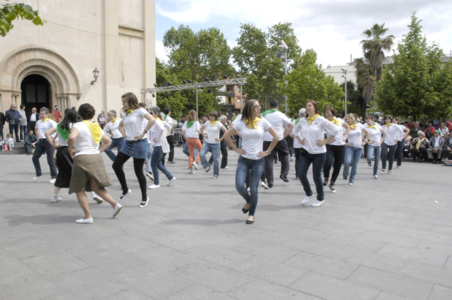 La colla de Gitanes busca balladors de la polca