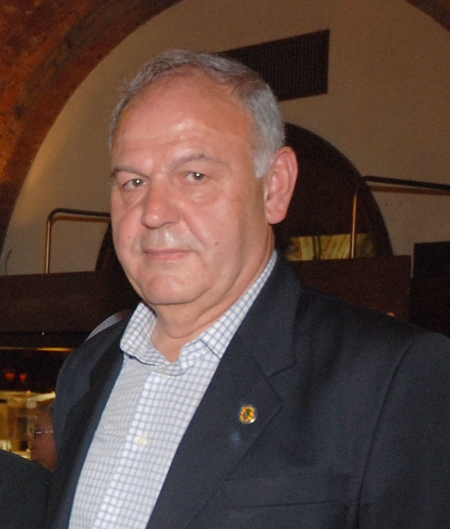 José Aguayos, reelegit president de la Casa d'Aragó