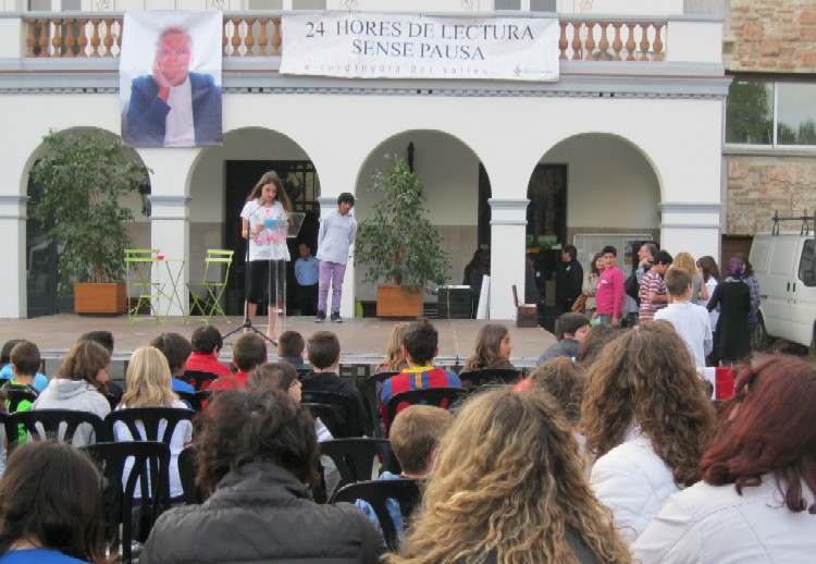 La marató de lectura recorda la veu de l'exili de Teresa Pàmies