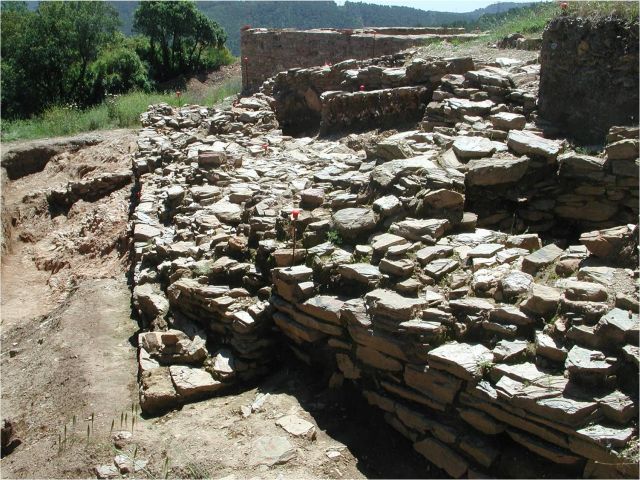 Nova campanya d'excavacions al poblat de ca n'Oliver