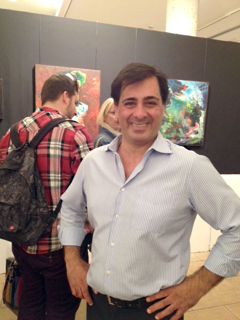 Yuguero mostra la seva pintura en tres etapes