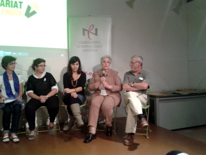Voluntaris per la llengua: 10 anys d'amor pel català