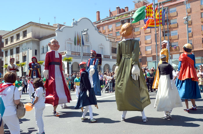 De la tradició a la canalla, el Roser de diumenge