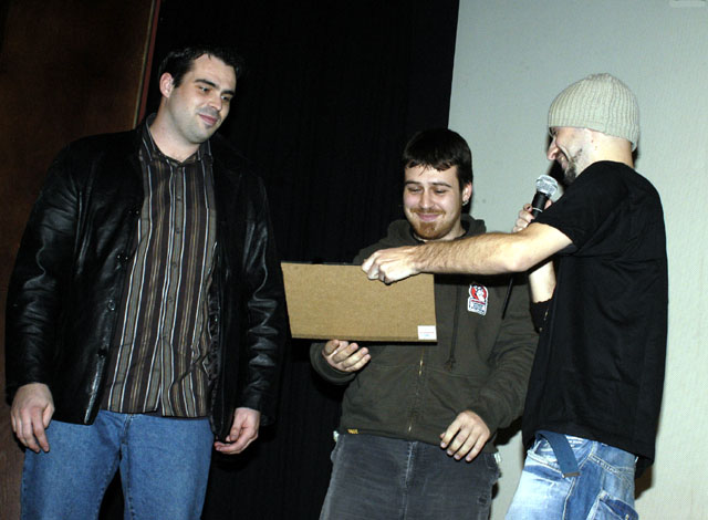 Una vintena de curmetratges participaran a la IV edició del concurs de pel.lícules improvisades FreakXpress