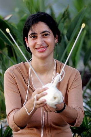 María Reimóndez mostra la seva literatura feminista avui a la UAB i la Irmandade O Botafumeiro