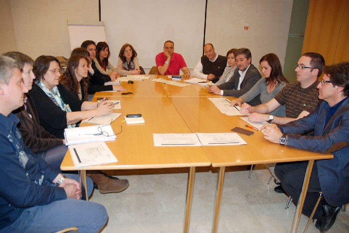 Esplugues s’interessa per l’aplicació de la tarifació social a Cerdanyola