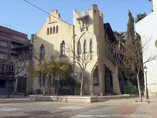 Perdoni, la plaça de Joan Pau II?