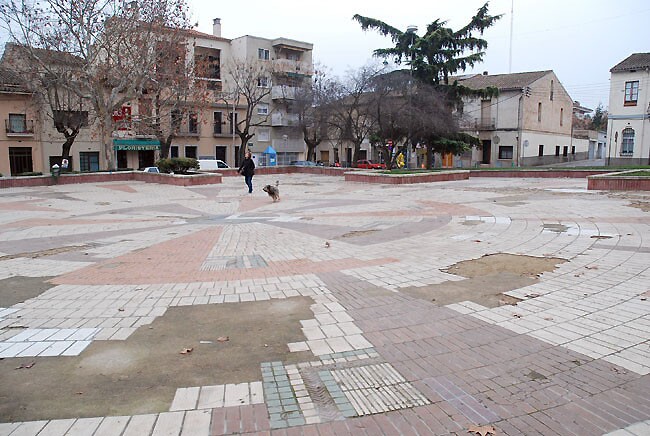 Comencen les obres de remodelació de la plaça de Sant Ramon