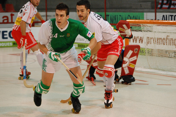 L’Epson Cerdanyola confirma l’etiqueta d’equip revelació empatant a la pista del Vic