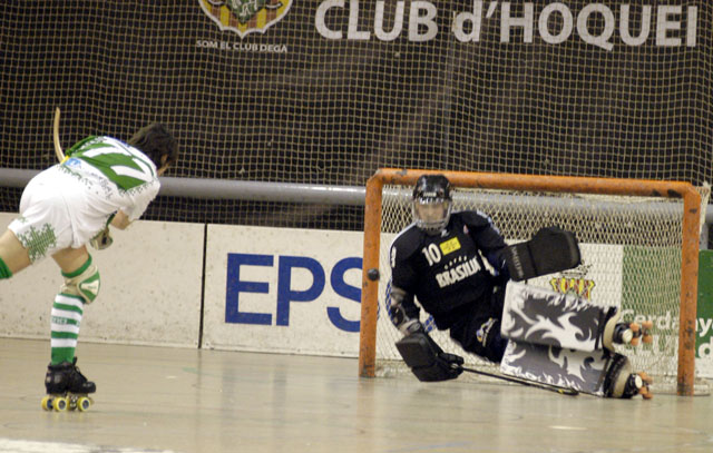 L’Epson es deixa remuntar i acaba cedint els tres punts a un Reus en hores baixes