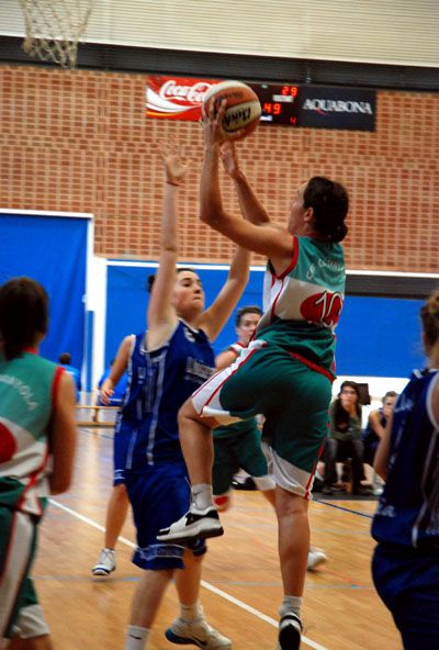 El Femení Cerdanyola guanya el Lluïsos de Gràcia per un clar 77 a 47