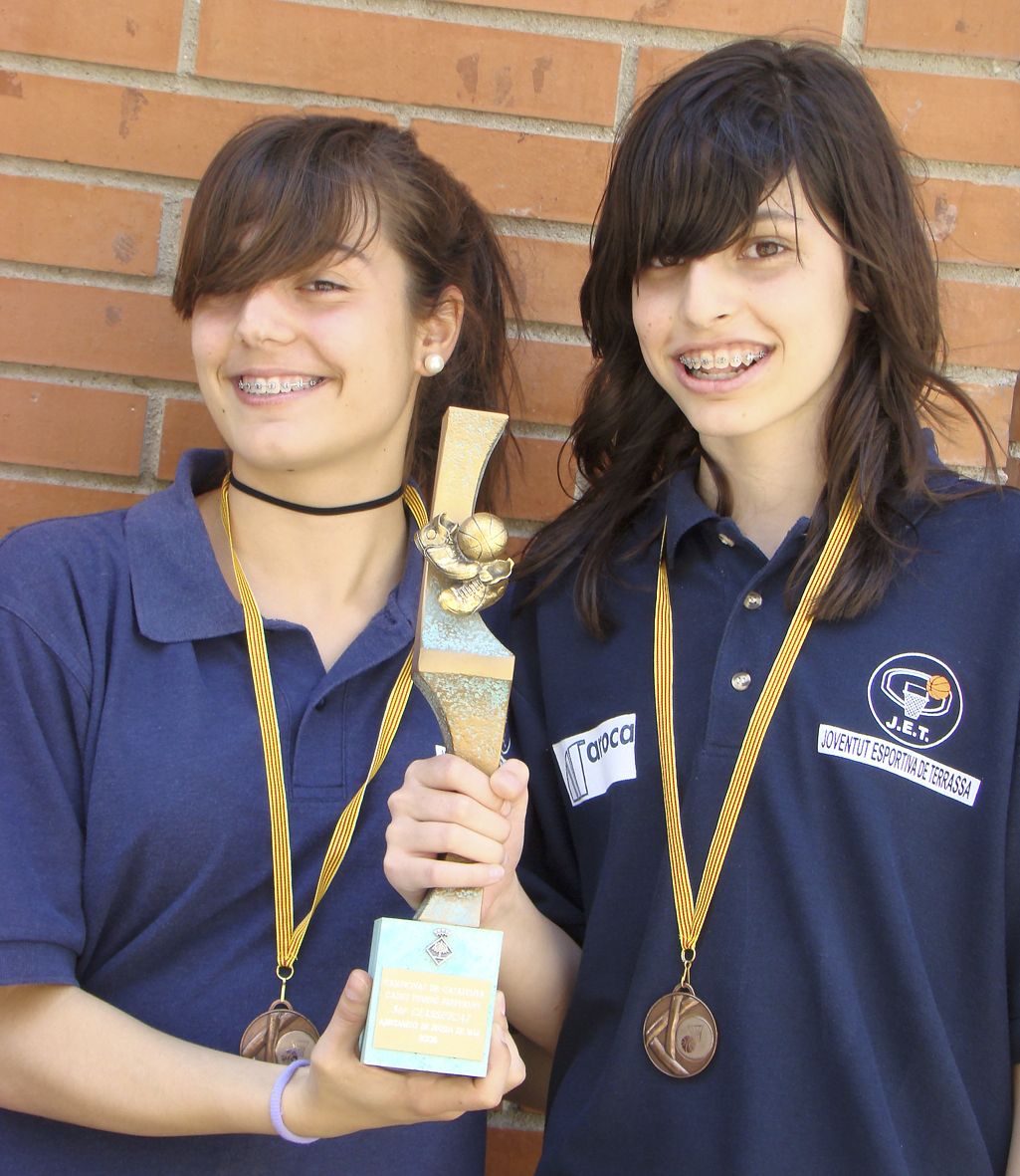 Dues cerdanyolenques medalla de bronze al Campionat de Catalunya Preferent en categoria cadet de bàsquet