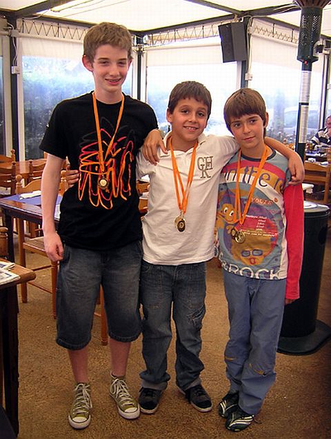 L’Escola Municipal de Natació torna de la Final de Catalunya amb tres medalles d’or i una de bronze