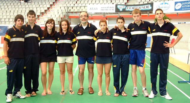 Elena Olmos i Laia Oset assoleixen el sotscampionat d’Espanya formant part de la selecció catalana de bàdminton