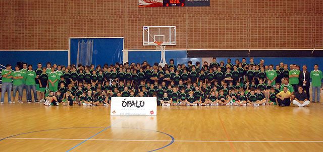 L'Ópalo Cerdanyola presenta 19 equips per a la temporada 2008-09