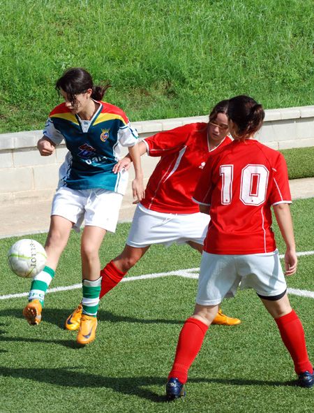 El Cerdanyola FC femení suma tres punts més davant un rocós Salou