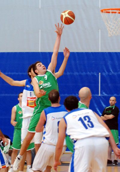 L’Ópalo rep el Ribes amb la victòria com a únic resultat vàlid