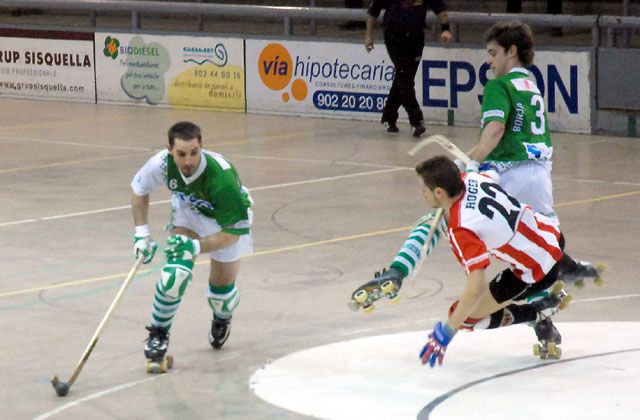 Sotragada inexplicable a Can Xarau davant el Sant Feliu
