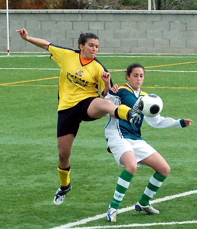 El Cerdanyola FC femení il·lusiona i derrota (2-1) el líder, la PB Anguera