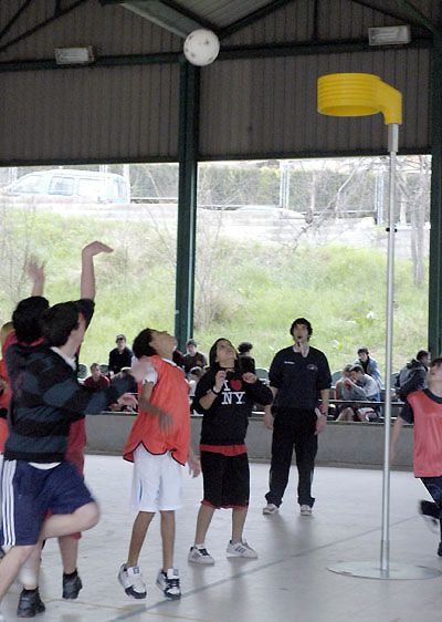 Els equips de korfbal dels IES Gorgs i Joaquima Pla i Farreras s’han classificat per a la final KIES