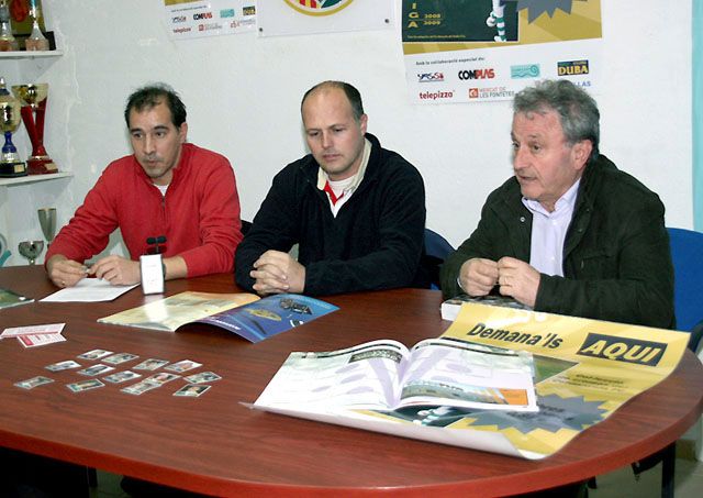 Primer àlbum de cromos de l’esport local