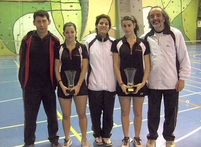 Elena Olmos i Laia Oset s’imposen en el VII Torneig de bàdminton Ciudad de Barbastro