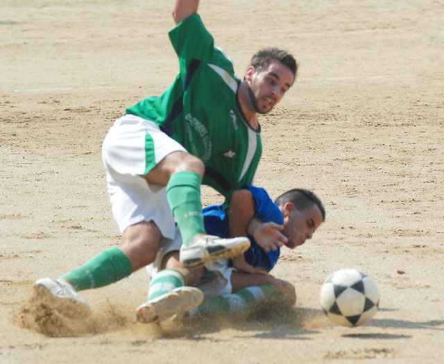 El partit de la jornada es juga el diumenge a la tarda al camp Municipal de Futbol de La Bòbila