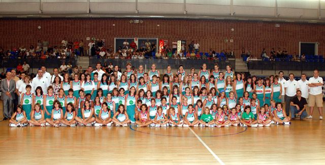 El Femení Cerdanyola participa en el torneig que es disputa a Blanes amb motiu de les Jornades de Bàsquet Femení