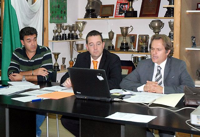 La junta directiva del Cerdanyola CH presenta un superàvit de la passada temporada de 18.615 euros