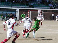 La Unión guanya el derbi contra el Cerdanyola amb dos gols en els darrers minuts