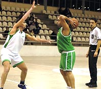 L’Ópalo es converteix en el primer equip capaç de guanyar a la pista del Tàrrega