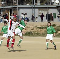 El Cerdanyola acaba el derbi contra la Unión amb set jugadors