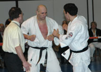 Juan Manuel Gallego supera amb èxit la prova Hyakunin Kumite