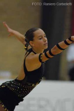 Noemí Isla aconsegueix el bronze en el Campionat d’Espanya de patinatge artístic júnior