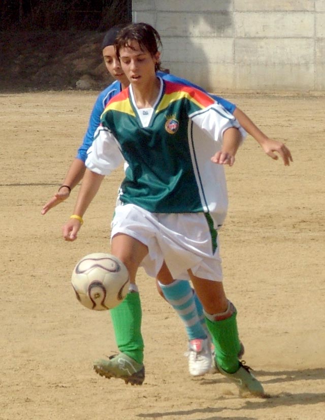 El Cerdanyola FC femení goleja per 4 a 0 a la Guineueta en el primer partit com a local