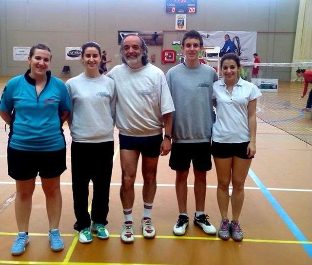 El Bàdminton Bellaterra disputa el torneig de “Cincomarzada” a Alfajarin