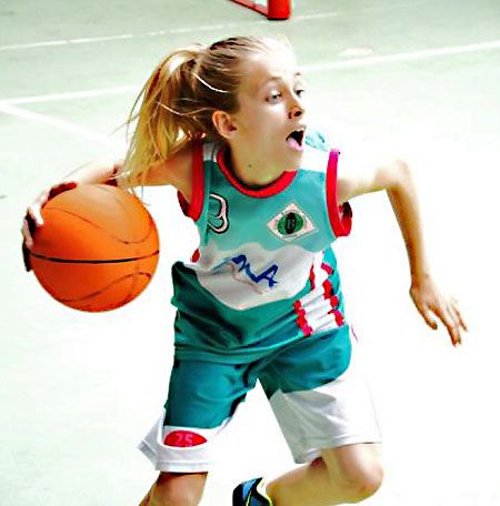 Laura Méndez del CBF Cerdanyola entra en la preselecció de jugadores minis 