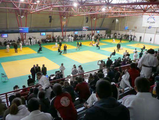 Tres judokes del Sport Club Arvi competeixen en el Torneig Regional de Toulouse a França