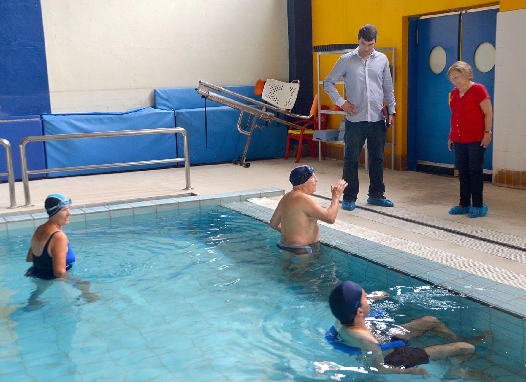El CEM Can Xarau presenta les millores que s’han fet a la piscina, vestuaris i pavelló