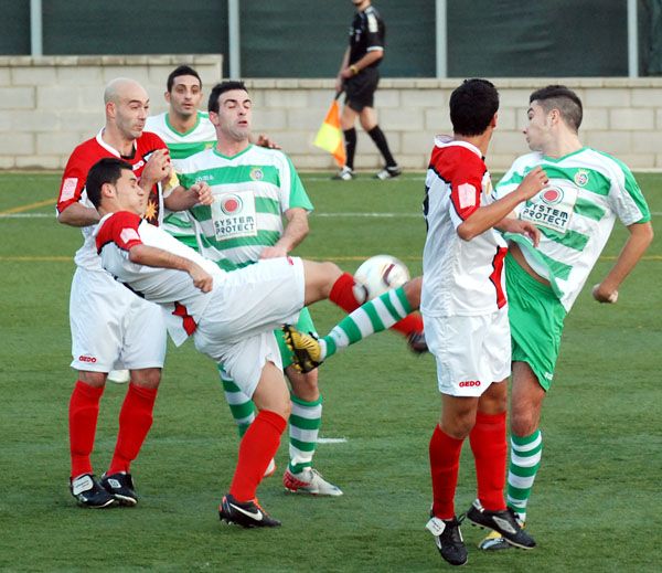 El Cerdanyola FC rep el Lloret en un partit  sense angoixes 