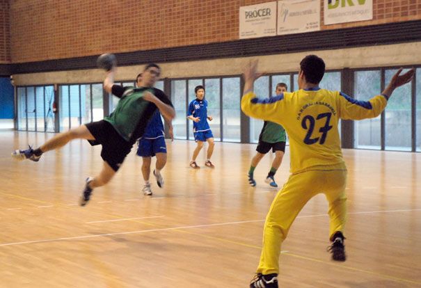 El  juvenil i cadet de l’Handbol Cerdanyola cauen eliminats de les fases a Lliga Catalana