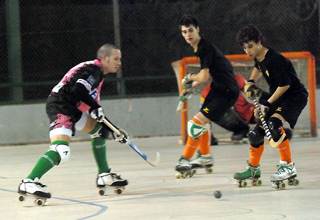 El Maheco Cerdanyola B debuta a casa golejant el CT Barcino