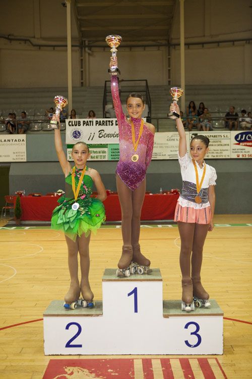 El Cerdanyola CH classifica dues patinadores per al Campionat de Catalunya aleví