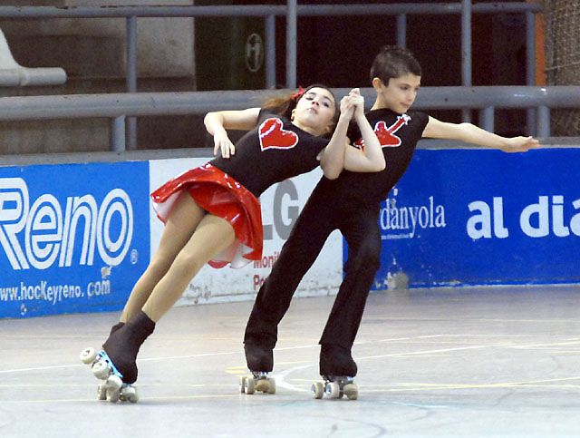  La secció de patinatge del Cerdanyola CH tanca l’any amb un festival de Nadal 