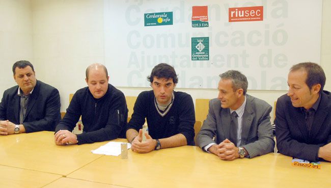 Acord entre el Club Bàsquet Femení Cerdanyola i la Vila Universitària de la UAB